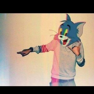 Meet your Posher, Carlos